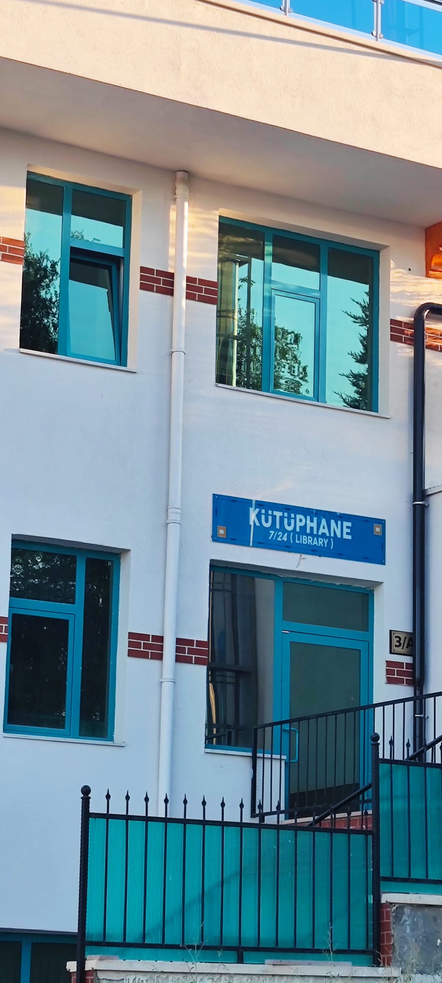 Kütüphane